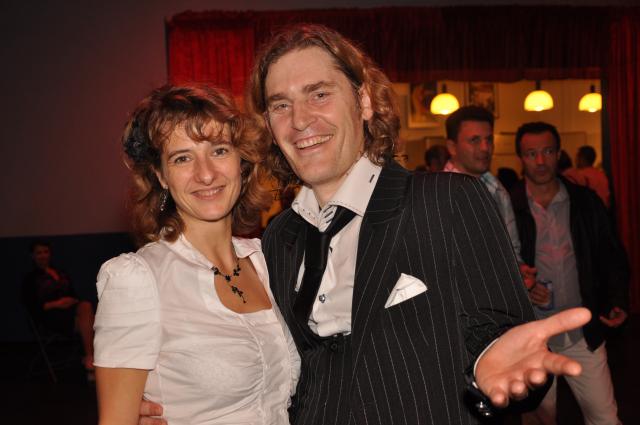 min 2010 11 13 fous swing 283